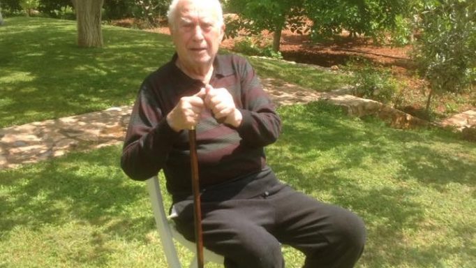 Ο Νίκος Ξανθόπουλος μας συστήνει τον κούκλο εγγονό του, Παύλο! [pics]