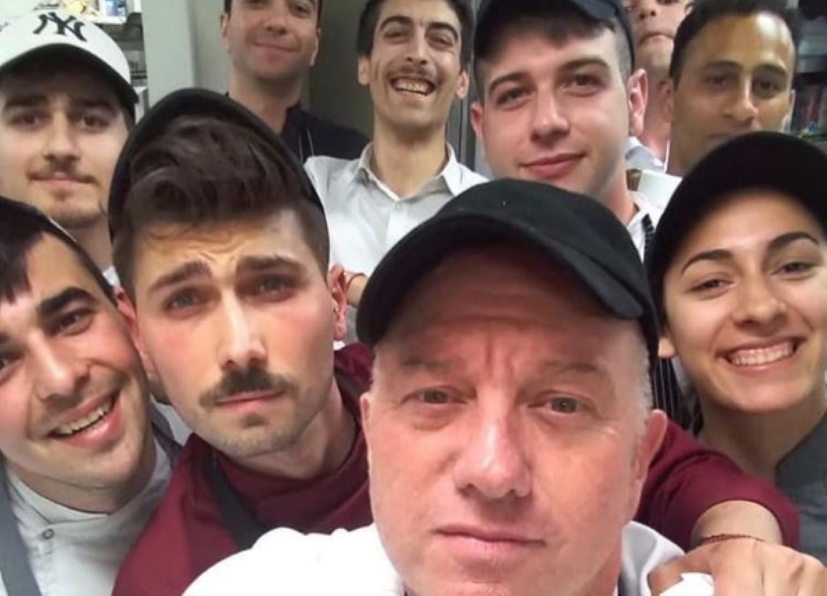 Ο Έκτορας Μποτρίνι και ο Ηλίας Σκουλάς απαντούν στις καταγγελίες για βασανιστήρια στην κουζίνα