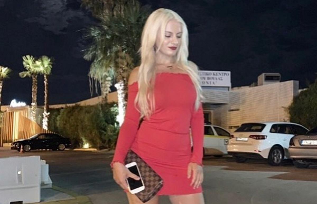 Κολάζει τον ανδρικό πληθυσμό η Ασημίνα Ουστάλλι με το μπικίνι της! [pic]