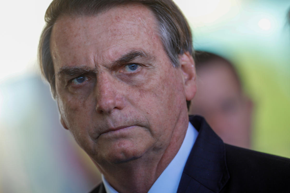 Απογοητευμένοι οι Βραζιλιάνοι με τον Μπολσονάρο – Το 44% δεν εμπιστεύεται τα όσα λέει