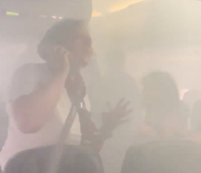 Στιγμές τρόμου σε πτήση της British Airways - Η καμπίνα γέμισε καπνούς! [video]