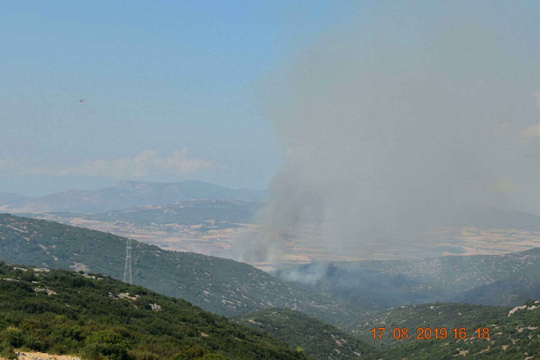 Φωτιά στις Ερυθρές Μάνδρας – video