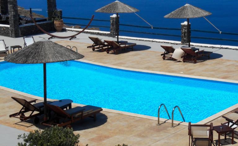 Όργιο με φοροδιαφυγή στην Μύκονο! Επιχείρηση με την ονομασία Villa Juanita Dolores