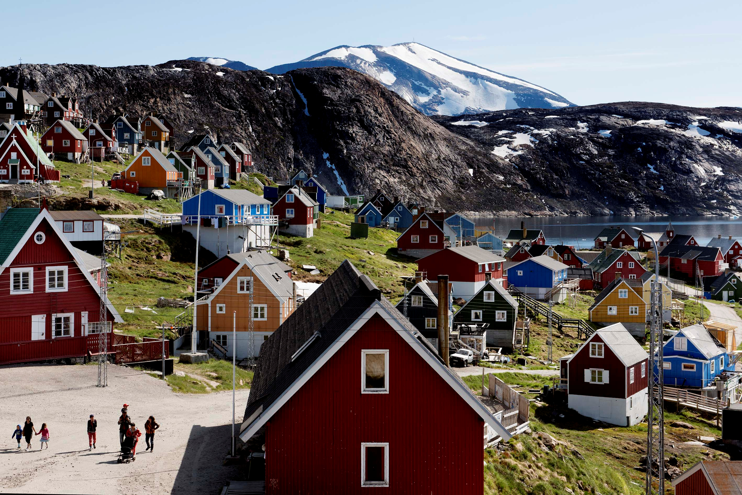 Γροιλανδία: Διαθέσιμη μόνο για δουλειές, όχι για πώληση, διαμηνύει στον Τραμπ