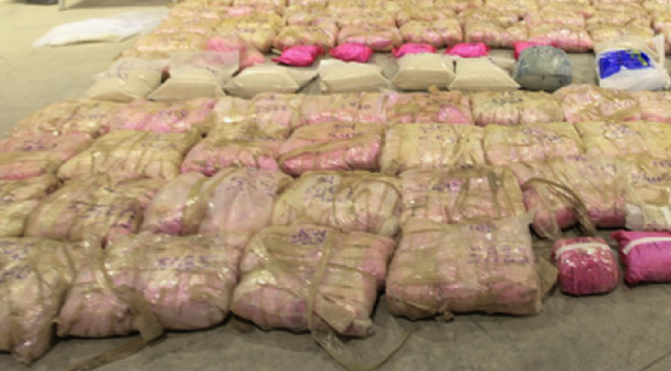 400 κιλά ηρωίνης βρέθηκαν κρυμμένα σε εμπορευματοκιβώτιο! Ήταν κάτω από πετσέτες και μπουρνούζια!