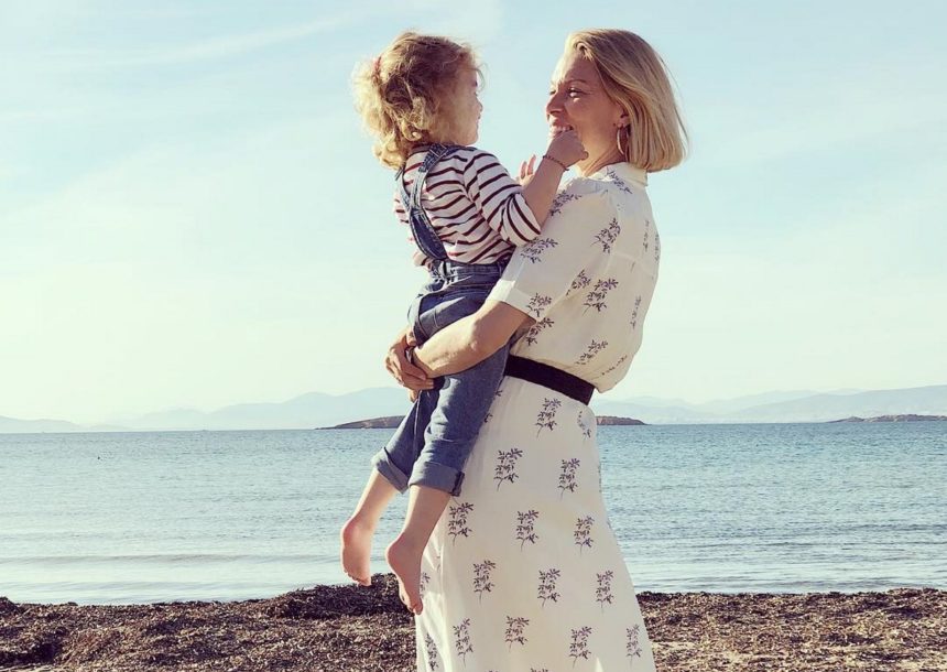 H Βίκυ Καγιά κάνει ιππασία μαζί με την 4χρονη κόρη της, Μπιάνκα!