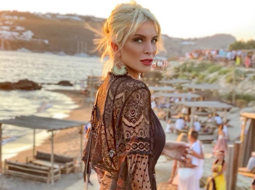 Στην Κέρκυρα για πρώτη φορά η Κατερίνα Καινούργιου!