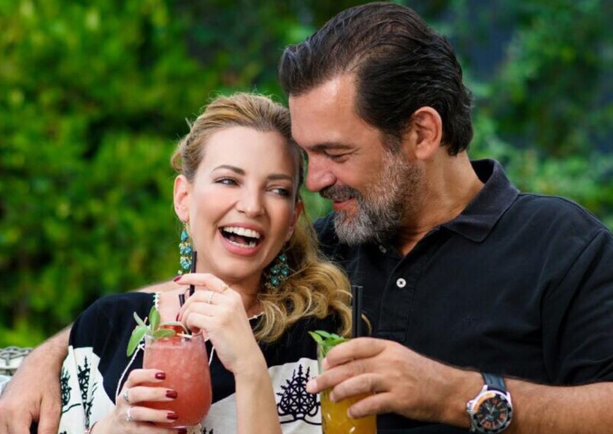 Κωσταντίνος Καζάκος – Ιωάννα Μαρτζούκου: Στην Κέρκυρα με τον γιο τους για τις καλοκαιρινές διακοπές τους! [pics]