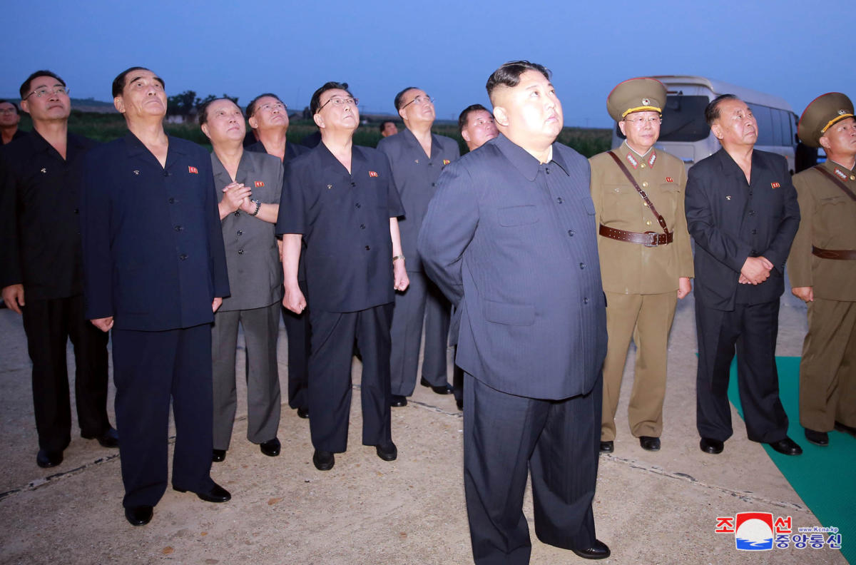 Βόρεια Κορέα: Ο Κιμ Γιονγκ Ουν επέβλεψε τη δοκιμή και νέου όπλου