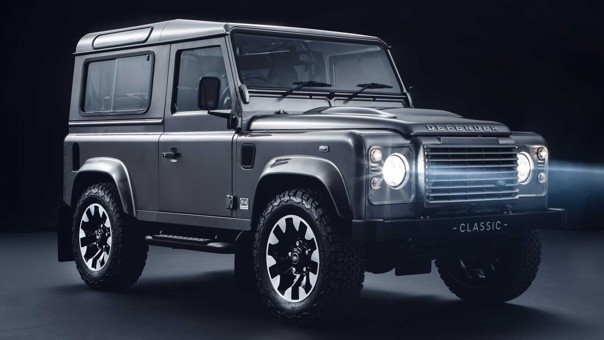 Η Land Rover δίνει ζωή στα παλιά Defender