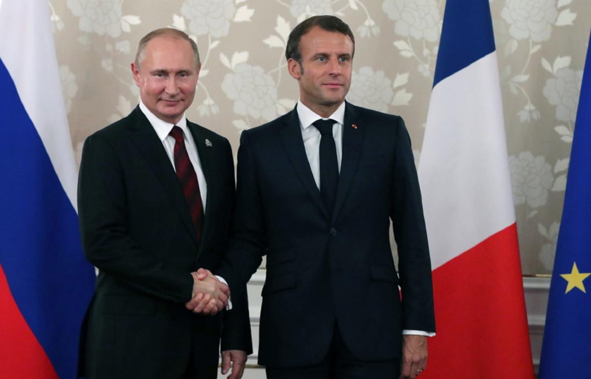 Γαλλία: Συνάντηση Μακρόν – Πούτιν στη θερινή κατοικία