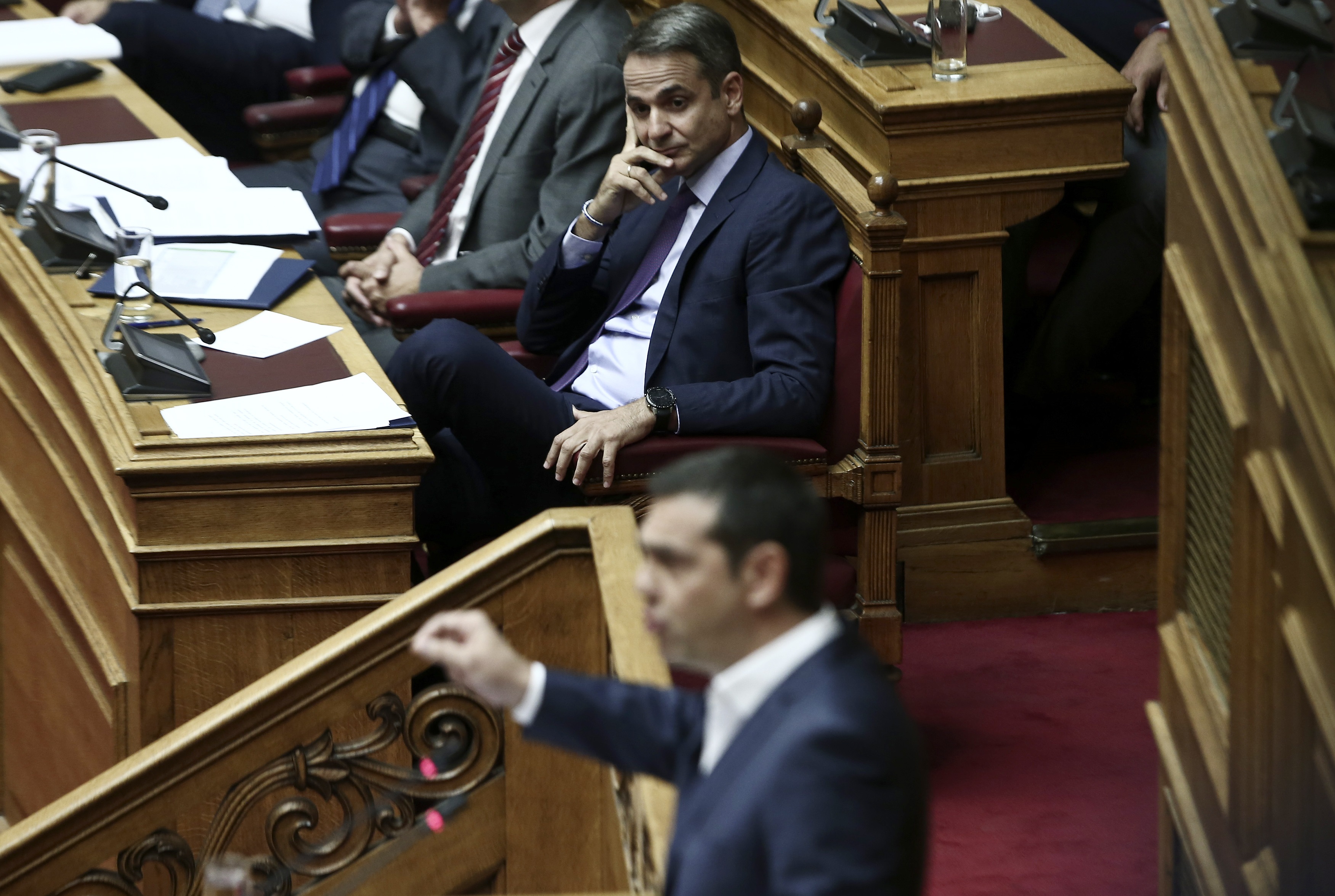 Μητσοτάκης: Έτσι θα αλλάξουμε το Κράτος – Τσίπρας: Δεν είναι τσιφλίκι σας