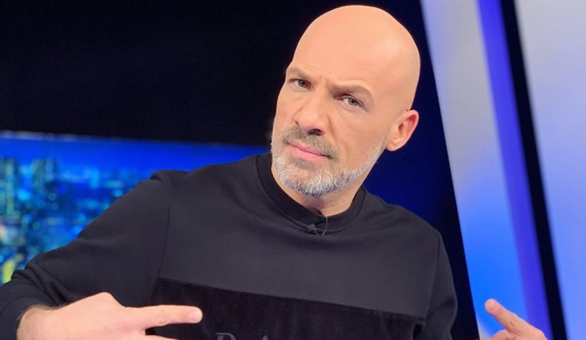 Ο Μουτσινάς φεύγει από το Open με θέματα ανοιχτά…