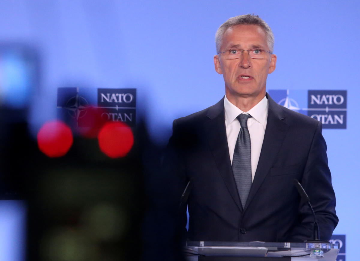 Στόλτενμπεργκ προς μέλη του ΝΑΤΟ: Υπάρχει κορονοϊός αλλά… πρέπει να αυξήσετε τις στρατιωτικές δαπάνες