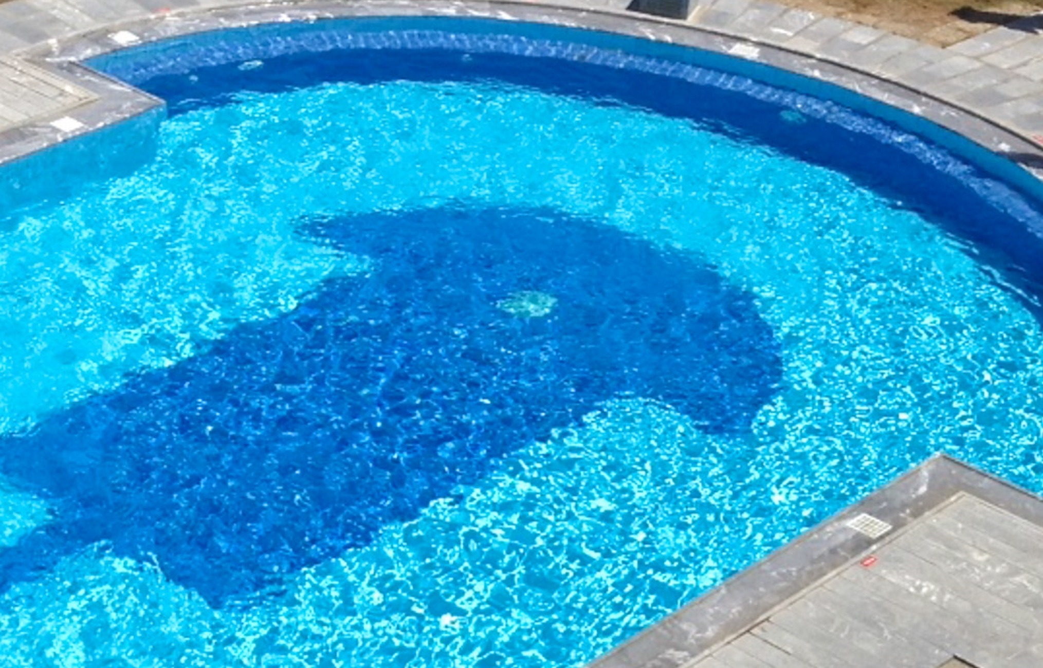 Ασύλληπτη τραγωδία στην Κύπρο: Παιδάκι έπεσε σε πισίνα και πνίγηκε