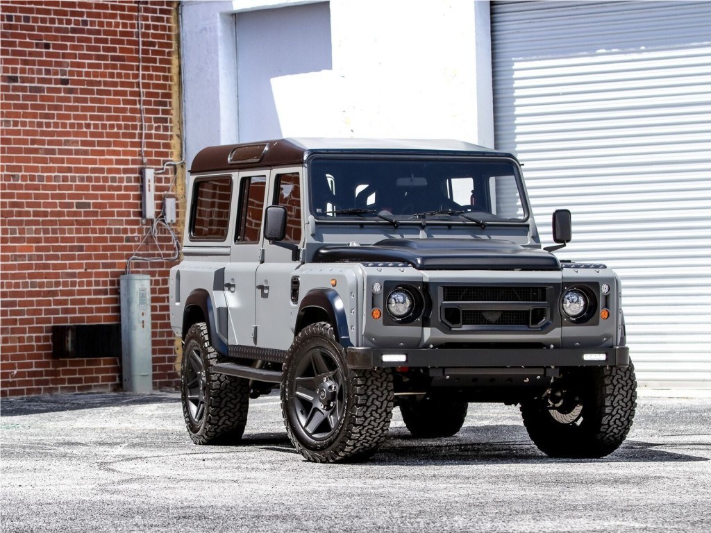 Ένα απίστευτο Land Rover Defender με έμπνευση τα σύγχρονα supercars!