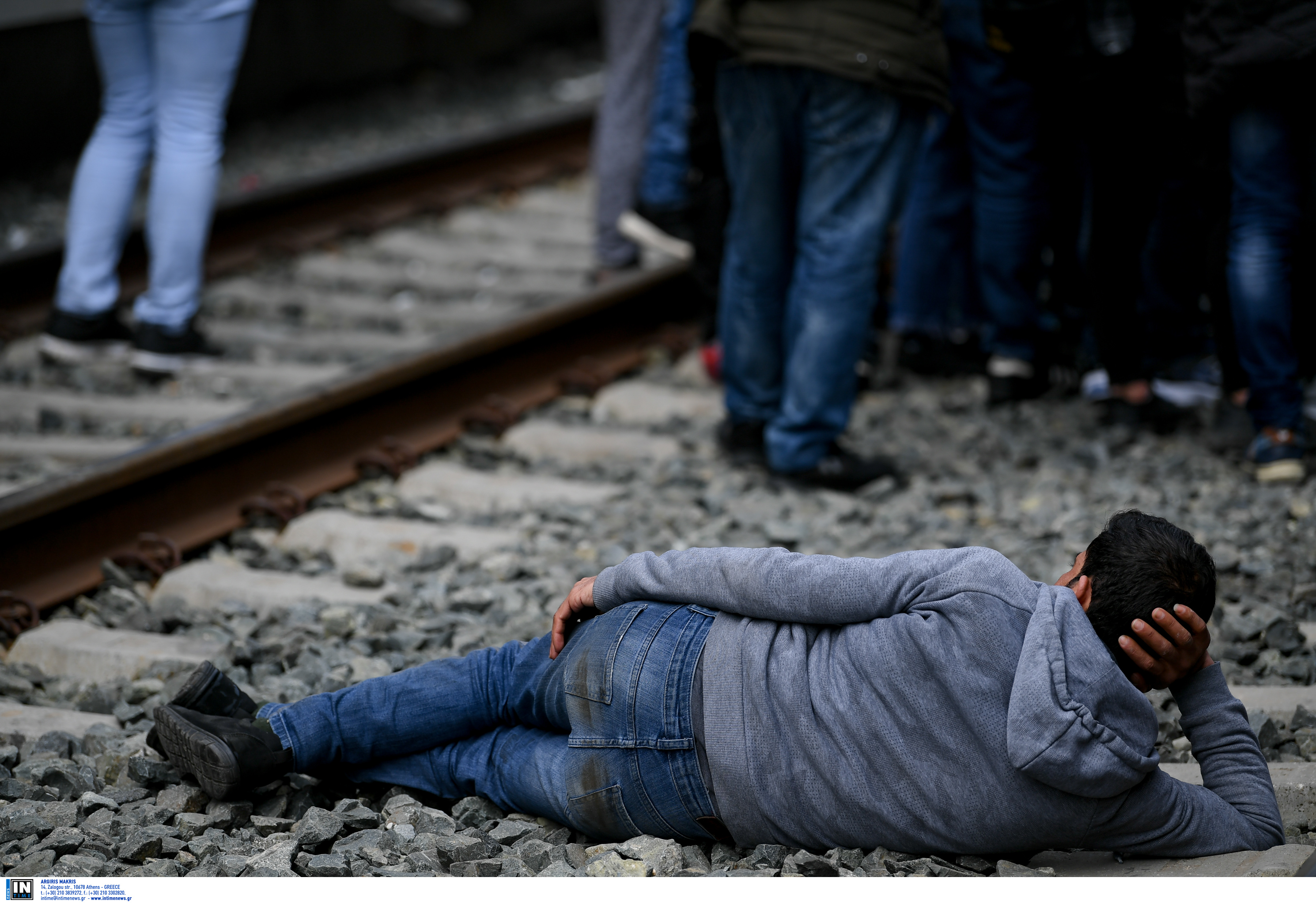 Θεσσαλονίκη: Μπλόκο σε τρένο που εκτελούσε το δρομολόγιο Αθήνα – Θεσσαλονίκη – Η υπομονή του οδηγού!