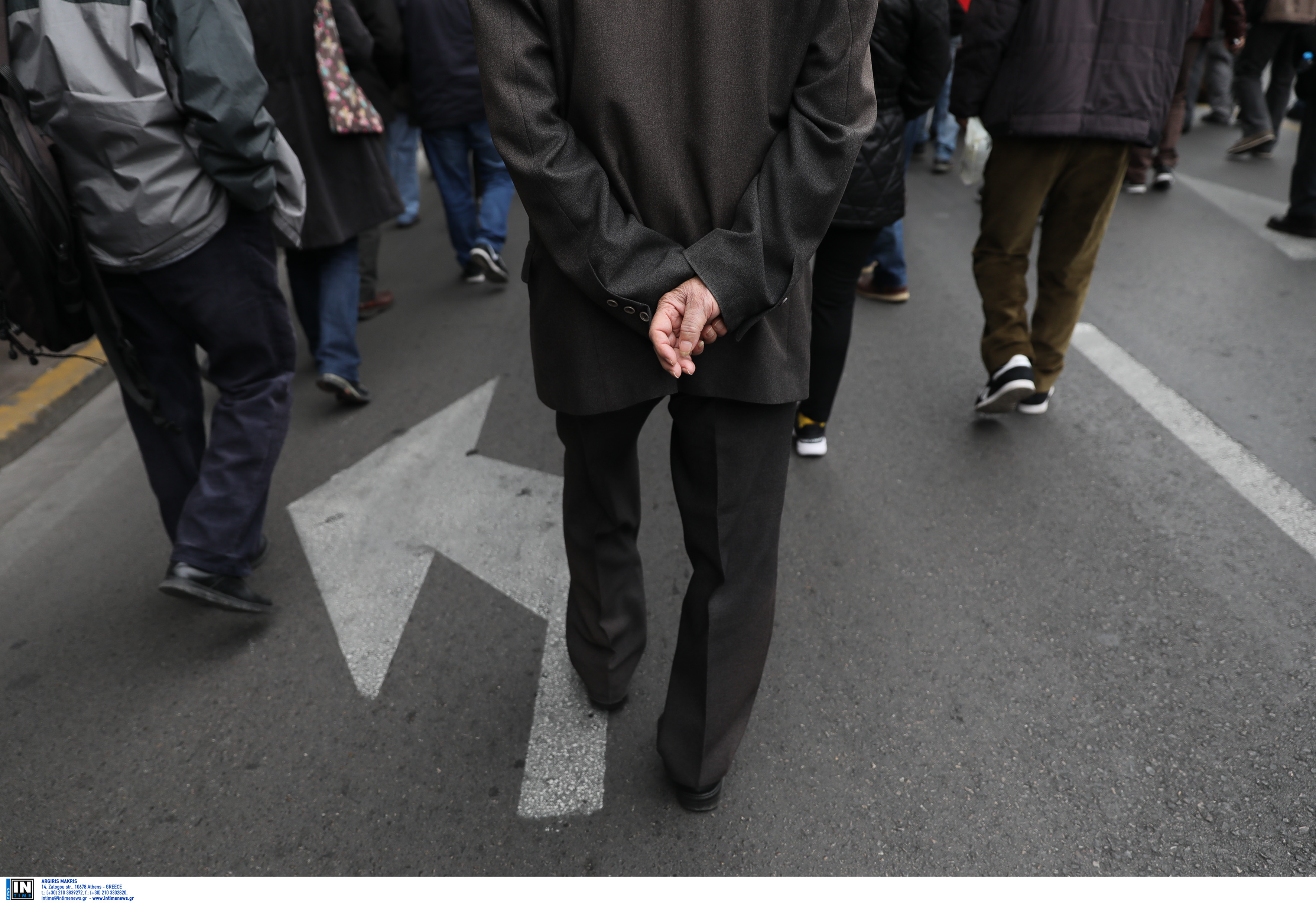 Οι 5 κατηγορίες ασφαλισμένων που “κλειδώνουν” συντάξεις από τα 56,5 έως τα 62! Ποια είναι τα κριτήρια – Όλες οι προϋποθέσεις