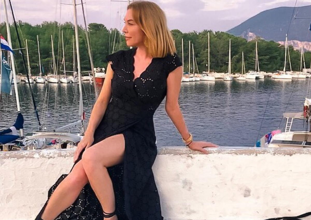 Η θεαματική βουτιά της Τατιάνας Στεφανίδου σε παραλία της Ιθάκης! [pic]