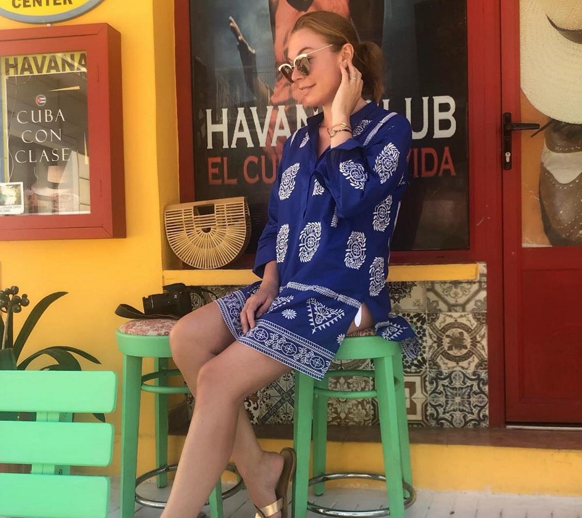 Τατιάνα Στεφανίδου: Ποζάρει στο Φισκάρδο χωρίς ίχνος μακιγιάζ και εντυπωσιάζει!