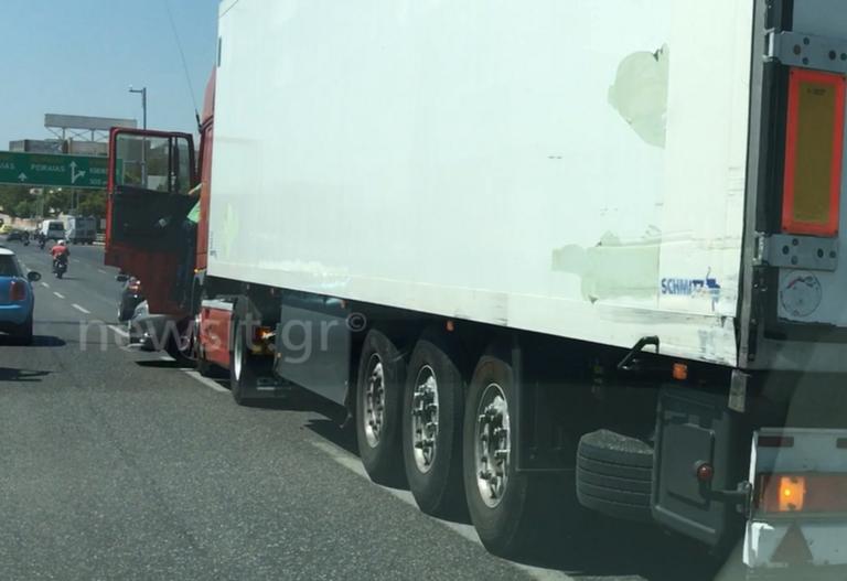 Τροχαίο στην Εθνική και μεγάλο μποτιλιάρισμα! video
