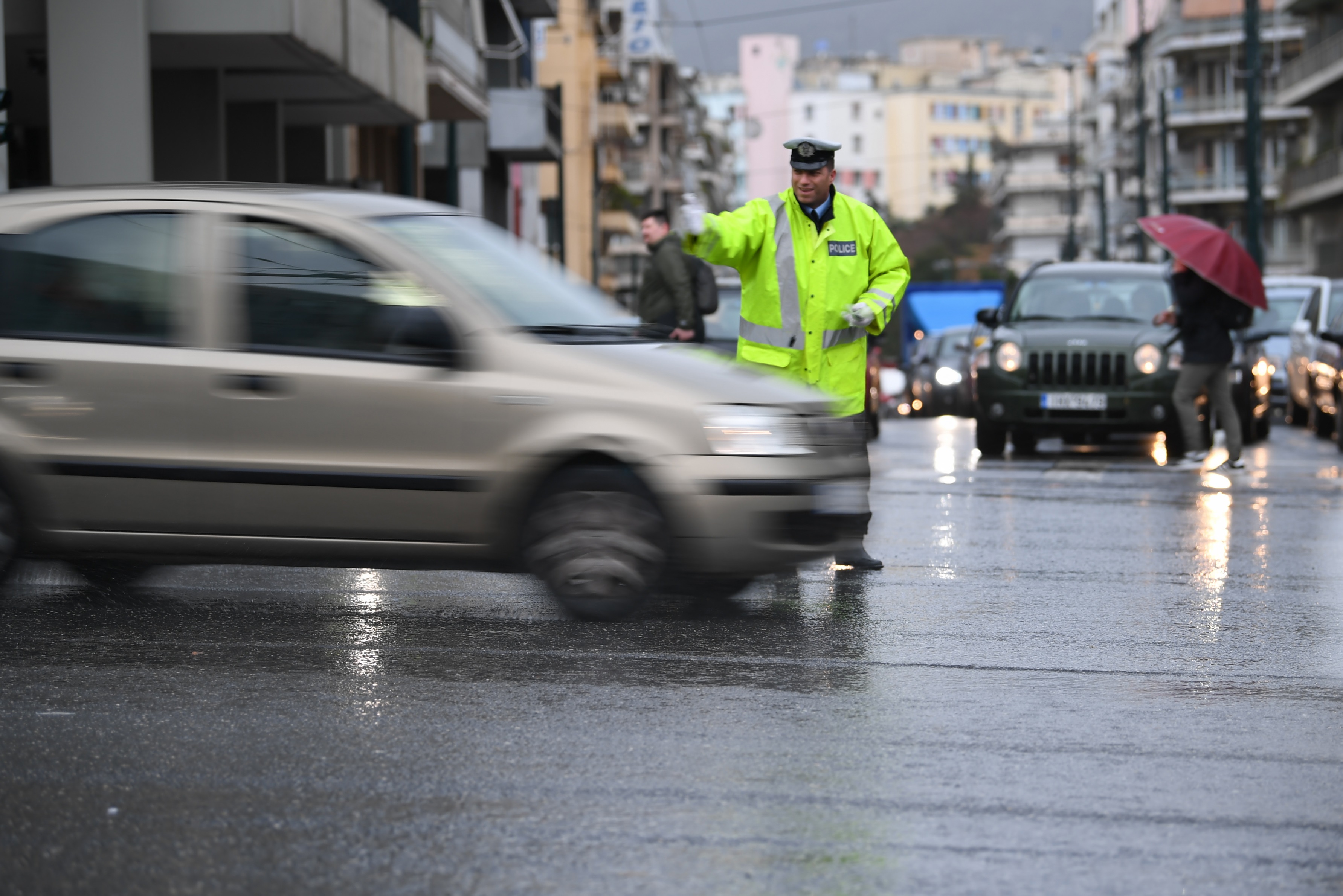 Κυκλοφοριακές ρυθμίσεις σήμερα (13/10) στον Πειραιά