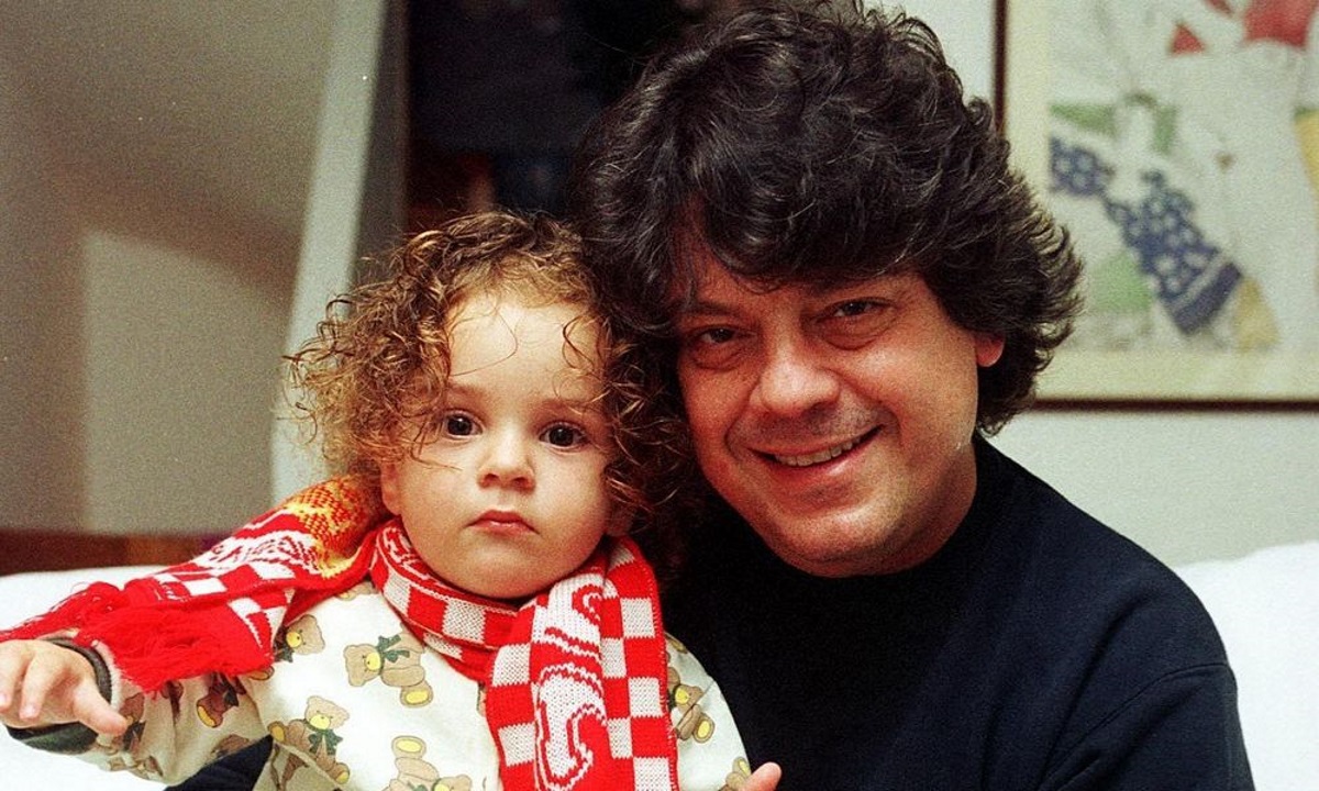 Ζένια Μπονάτσου: Θυμάται τον πατέρα της Βλάσση Μπονάτσο και μοιράζεται σπάνιες φωτογραφίες του