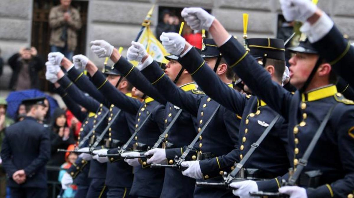 ΣτΕ: Αντισυνταγματικό το πλαφόν ύψους για γυναίκες και άνδρες που θέτουν υποψηφιότητα σε στρατιωτικές σχολές