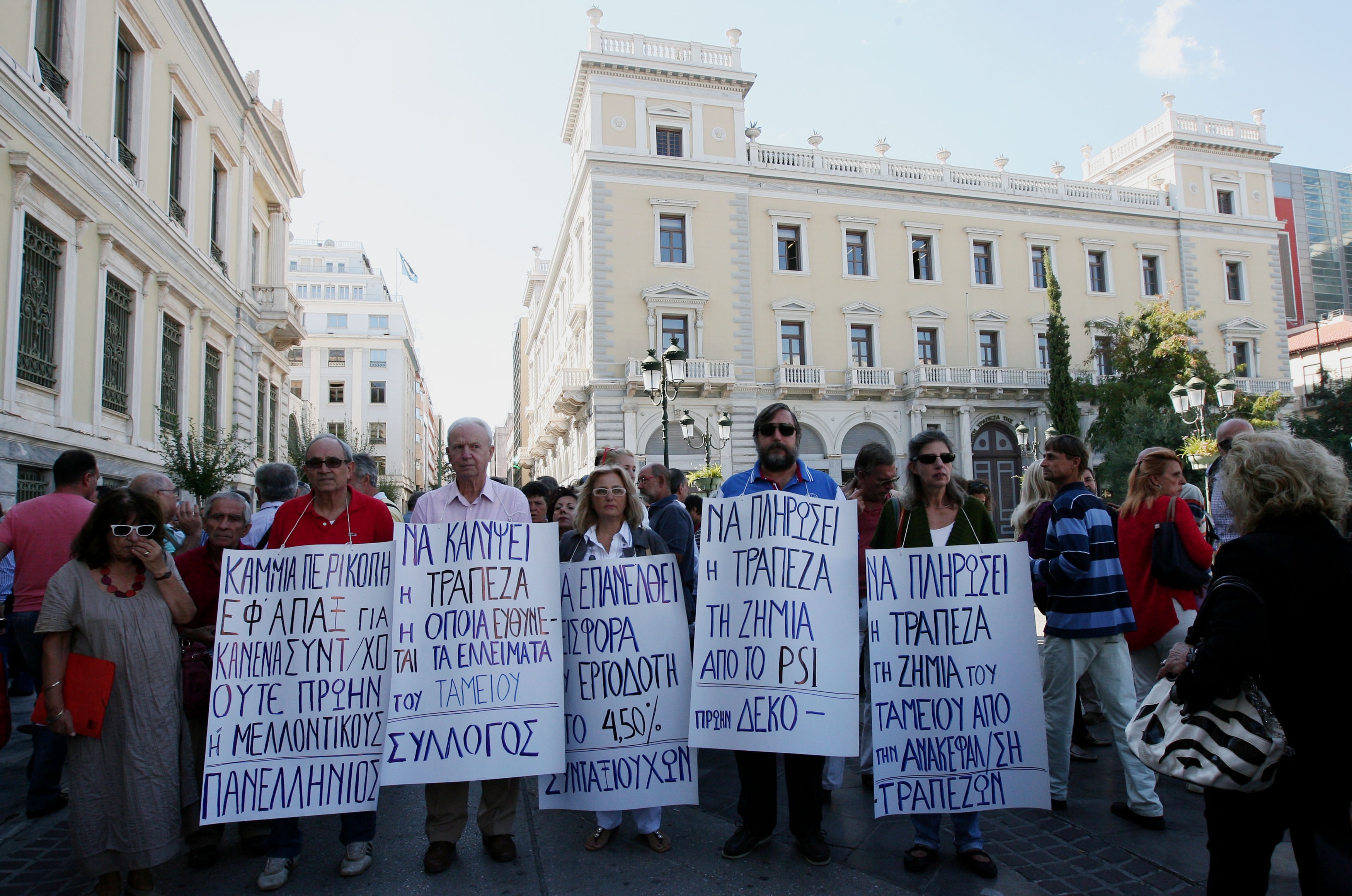 Χωρίς φως το πότε θα αποδοθούν οι 86.500 επικουρικές συντάξεις και τα 18.000 εφάπαξ