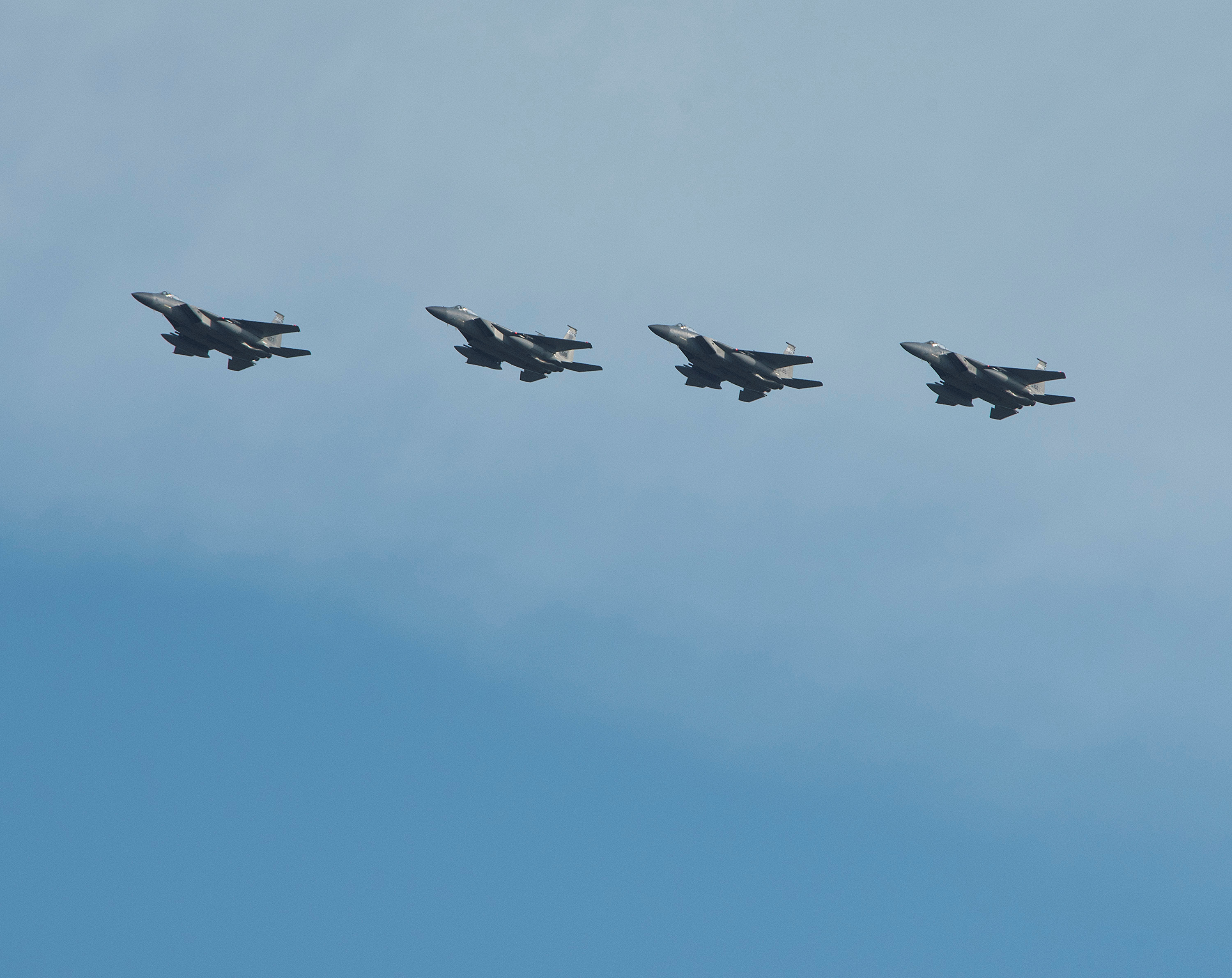 Επίδειξη δύναμης των ΗΠΑ: Έστειλαν F-15 εναντίον στρατευμάτων στη Συρία