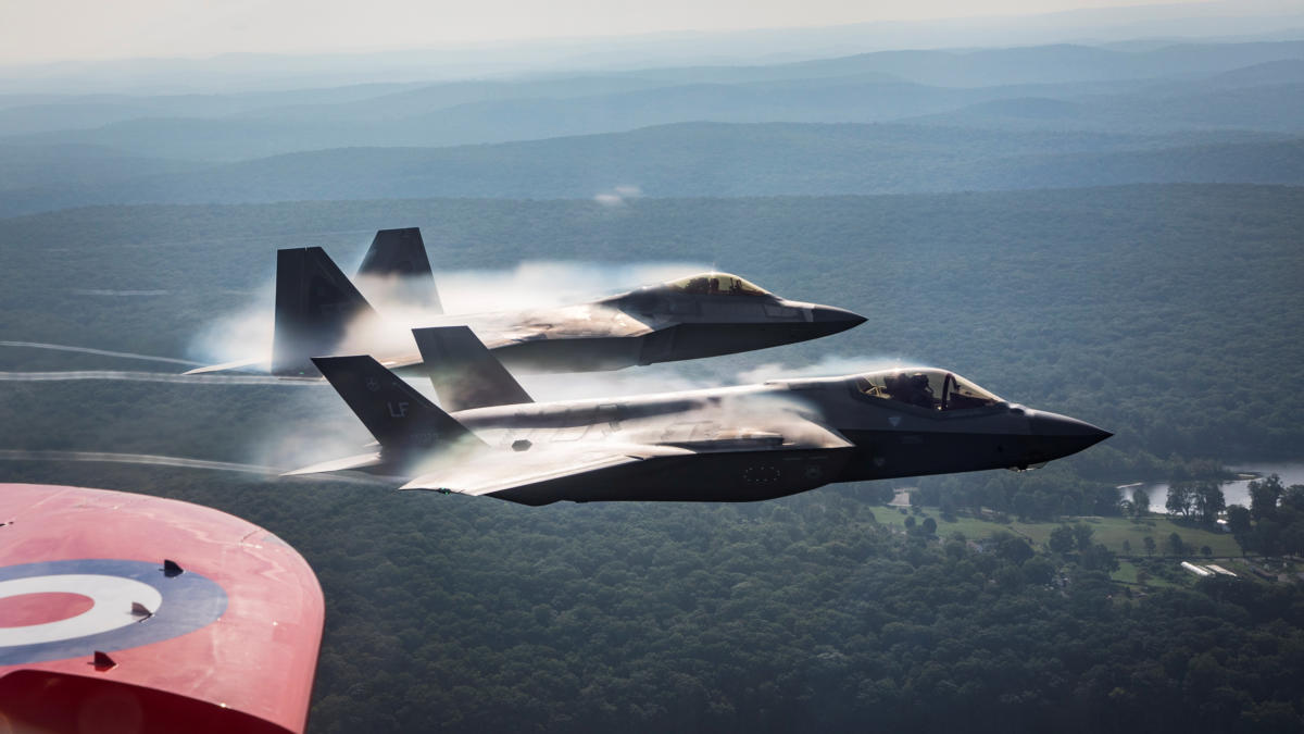 Με εντολή της USAF τα stealth μαχητικά F-35 “σηκώνονται” για αναχαιτίσεις και εμπλοκές!