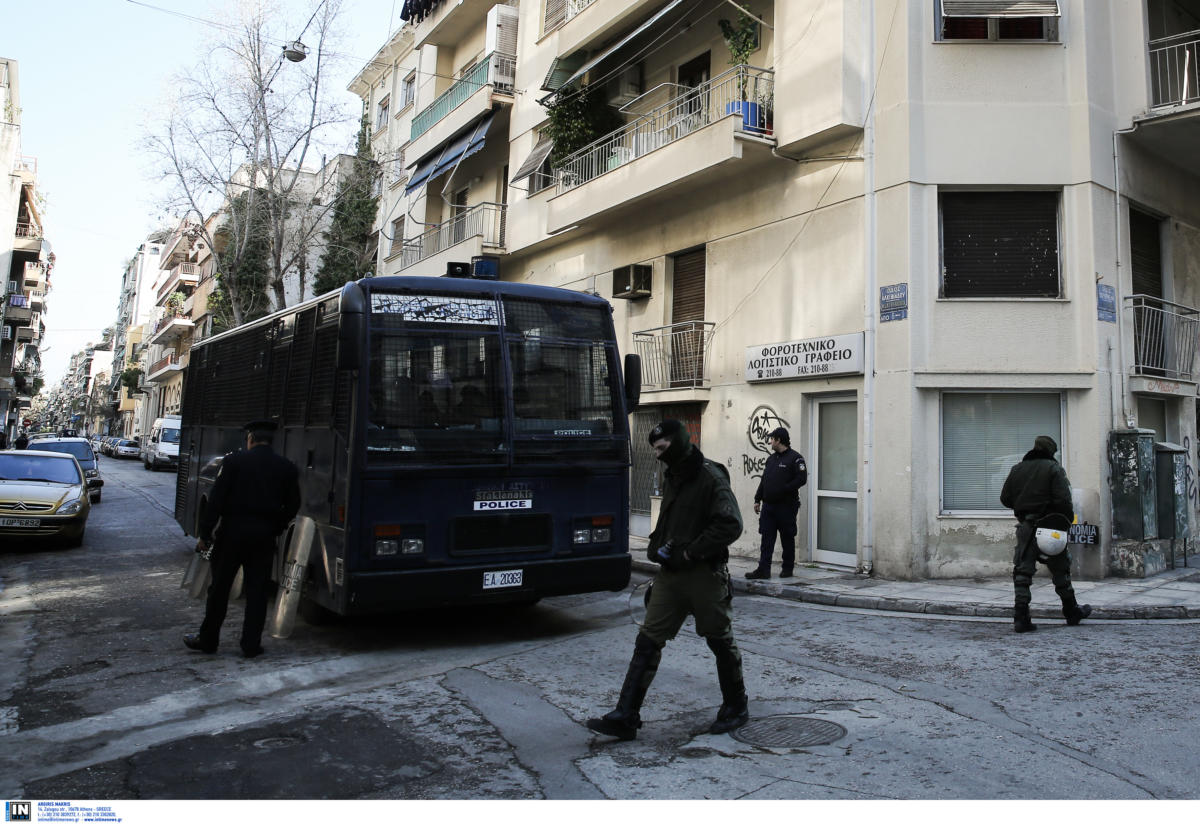 Επιχείρηση της αστυνομίας σε κτίριο υπό κατάληψη