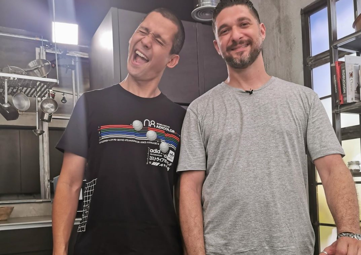 Βοηθός του Σωτήρη Κοντιζά στην κουζίνα… ο Πάνος Ιωαννίδης!