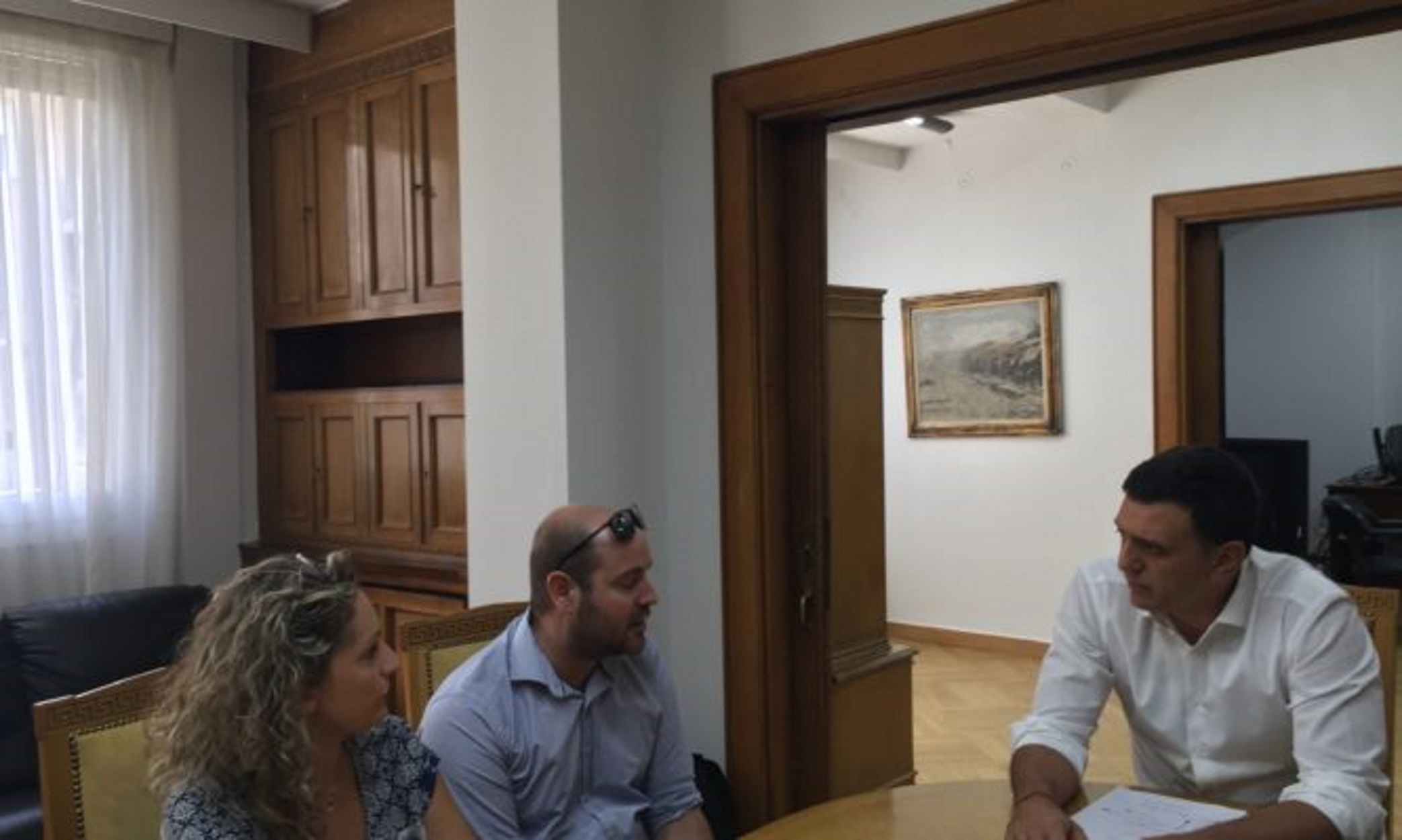 Ο Βασίλης Κικίλιας συναντήθηκε με τους γονείς του μικρού Παναγιώτη Ραφαήλ Γλωσσιώτη