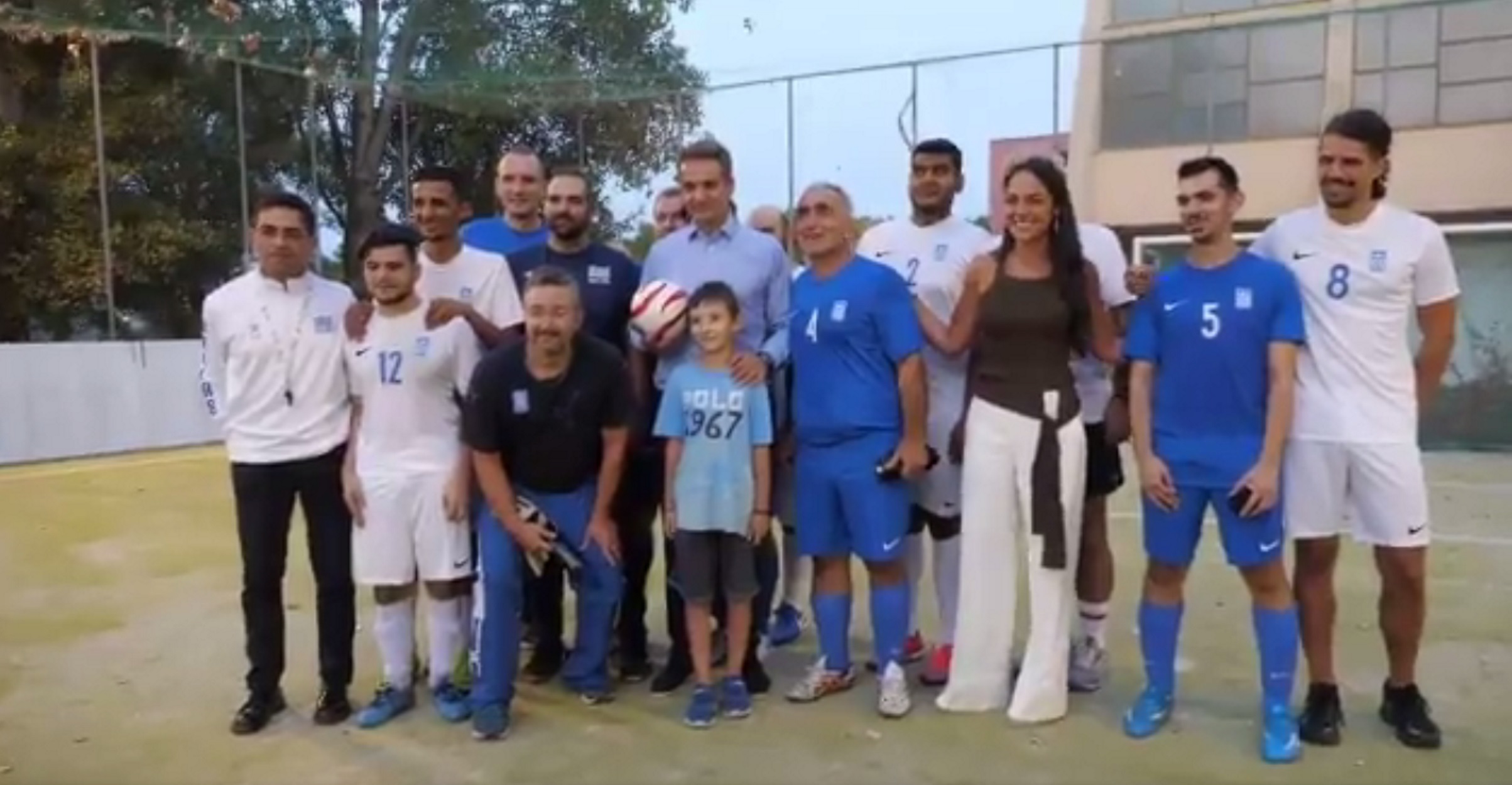 Μητσοτάκης: Στην προπόνηση της εθνικής ομάδας ποδοσφαίρου τυφλών