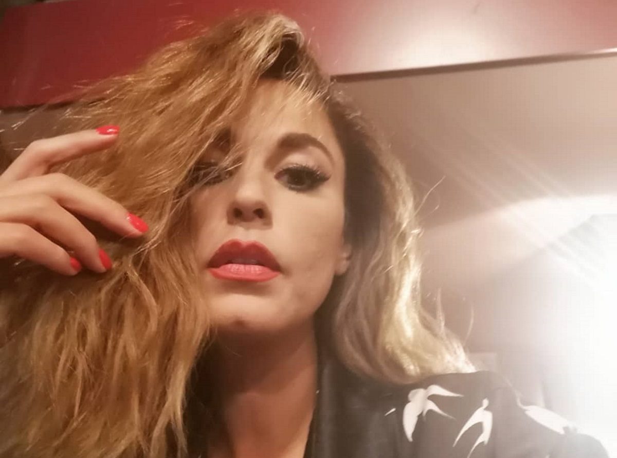 Κατερίνα Παπουτσάκη: Η φωτογραφία με τον σύζυγό της που δεν περιμέναμε να δούμε!