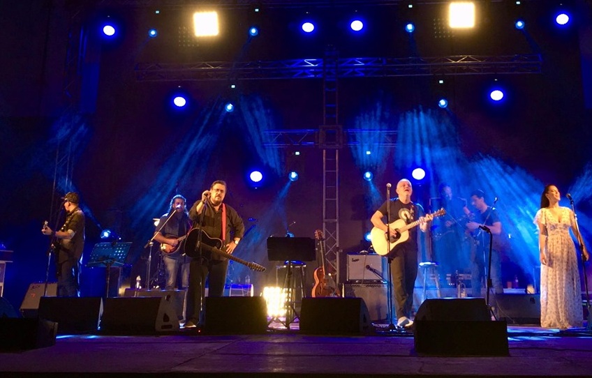 Η τελευταία συναυλία του Λαυρέντη Μαχαιρίτσα με τον Νίκο Πορτοκάλογλου στο Βόλο VIDEO