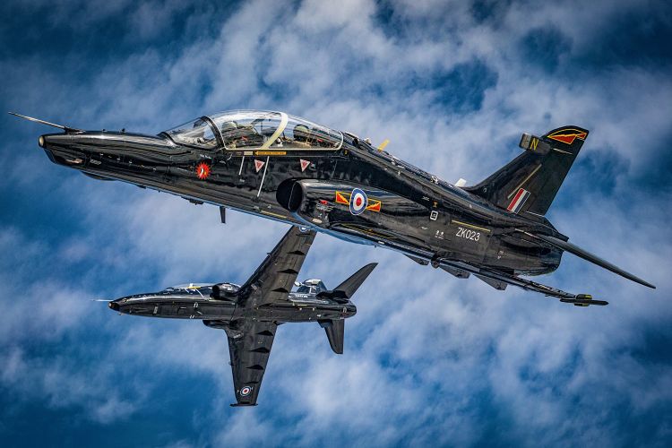 Διαλέξτε την καλύτερη φωτογραφία της RAF – Εντυπωσιακές εικόνες! [pics]
