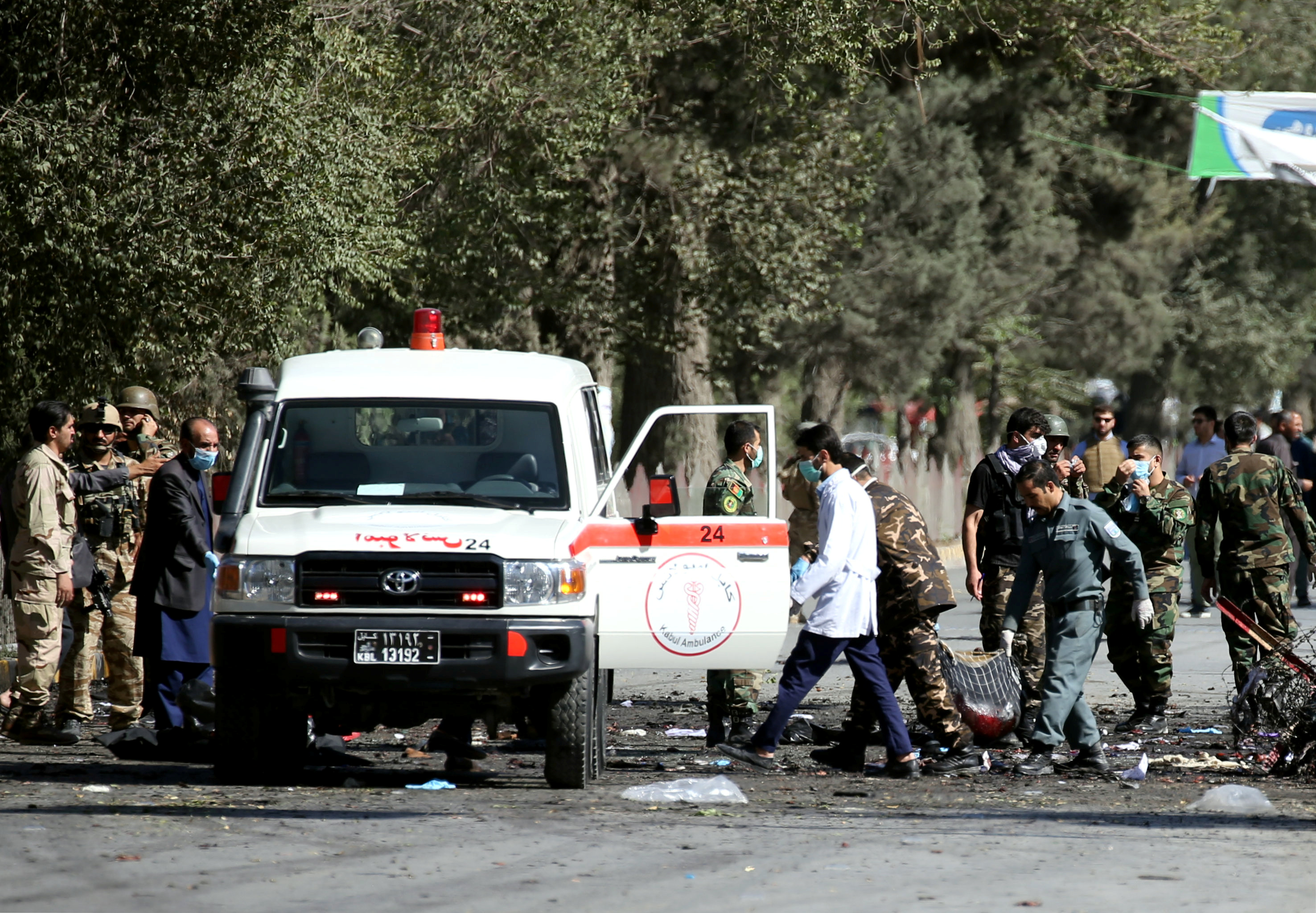 Αφγανιστάν: Νέο μακελειό – 27 νεκροί από διπλή βομβιστική επίθεση
