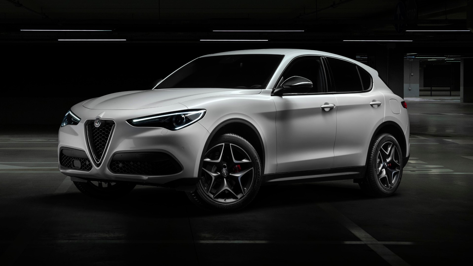 Εμπορικό λανσάρισμα για την Alfa Romeo Stelvio Ti
