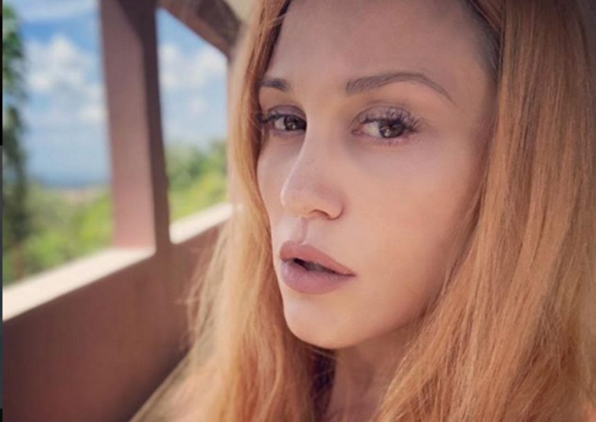 Πηνελόπη Αναστασοπούλου: Εννέα μήνες μετά την δεύτερη γέννα της ποζάρει με μαγιό και κάνει μια δημόσια εξομολόγηση!