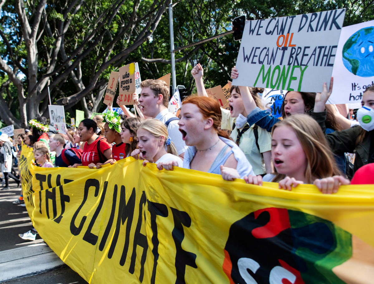 Χιλιάδες μαθητές στους δρόμους για το κλίμα – Το μήνυμα της Γκρέτα Τούνμπεργκ [pics]