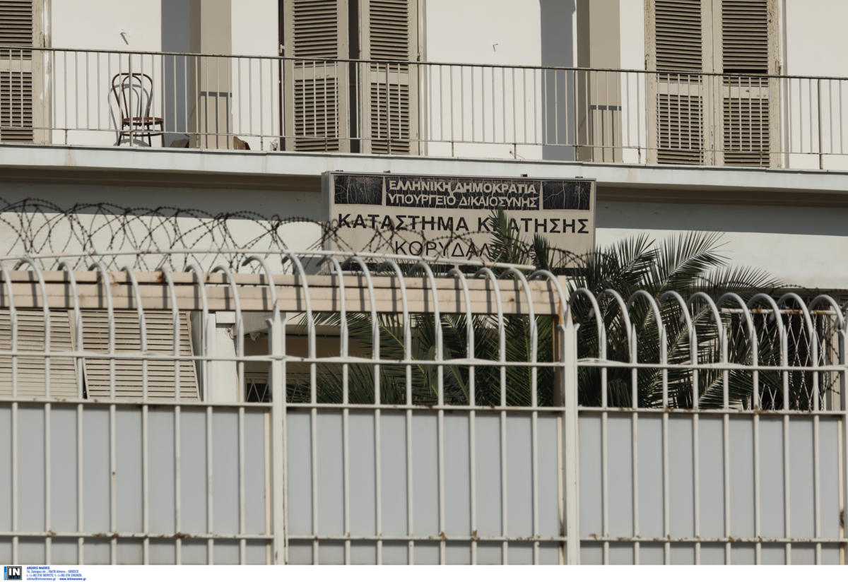 Κορονοϊός: Επιστρέφουν τα περιοριστικά μέτρα στις φυλακές – Τέλος επισκέψεις, άδειες, μεταγωγές