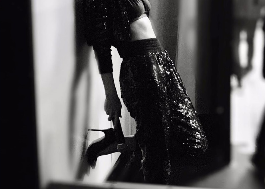 Ελληνίδα τραγουδίστρια «έπαιζε» ταυτόχρονα και στην Φαίη Σκορδά και στον Γιώργο Λιάγκα!