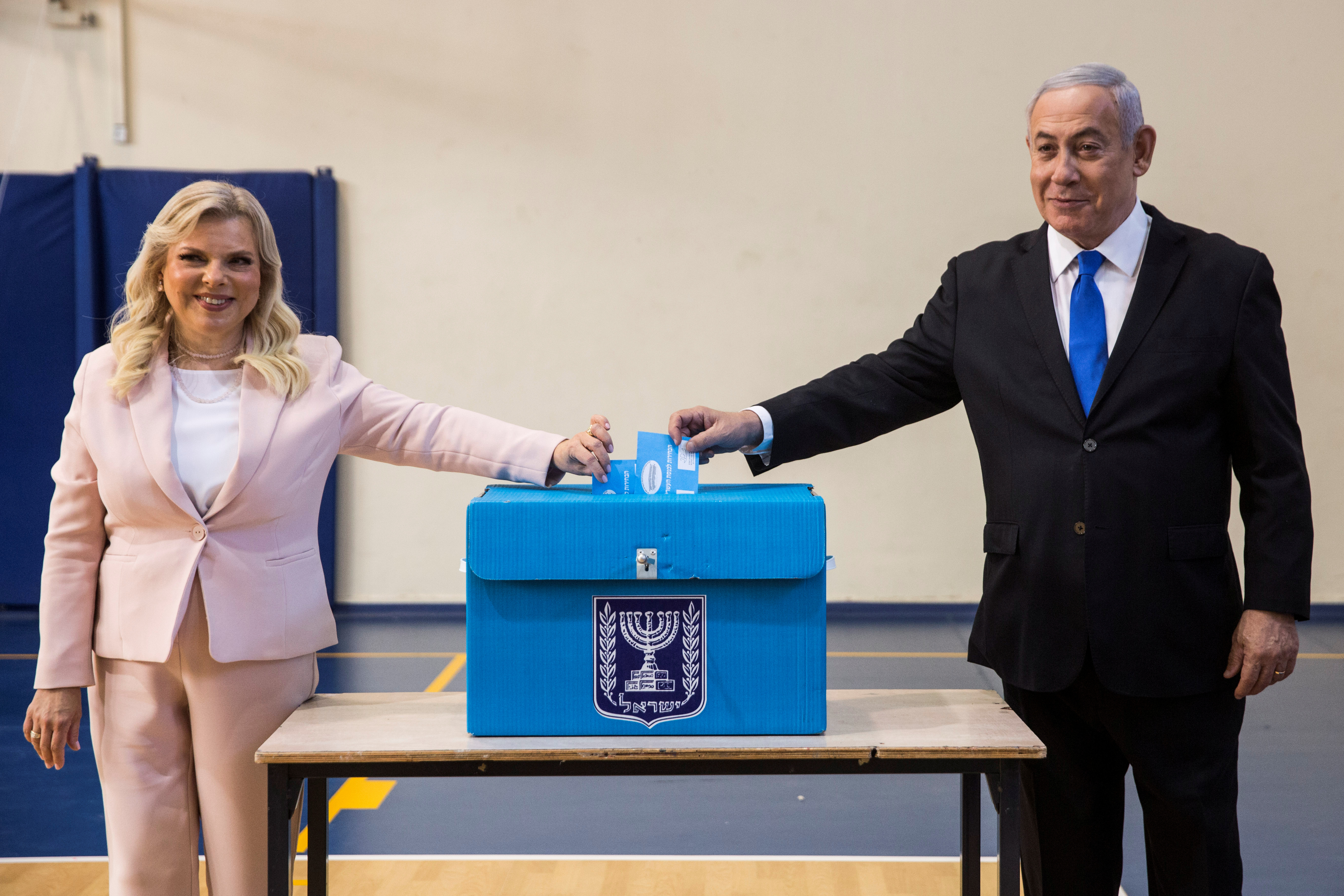 Ισραήλ: Εκλογική μάχη “σώμα με σώμα” – Στην ψήφο η διαφορά Νετανιάχου – Γκαντς [pics]