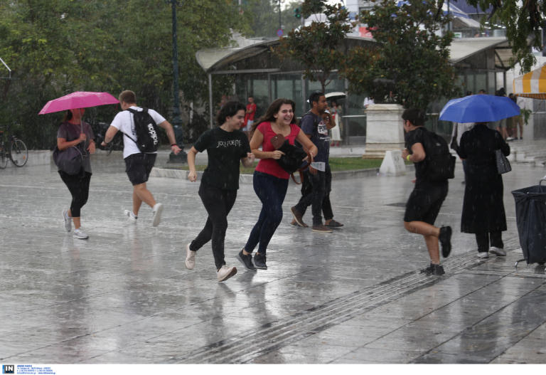 Επιστροφή στο βροχερό σκηνικό! Καταιγίδες την Πέμπτη με άνοδο της θερμοκρασίας