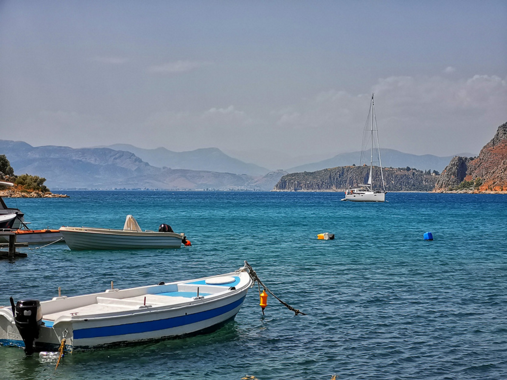 Καιρός αύριο: Μελτέμια και ζέστες – Πού θα ρίξει βροχές και καταιγίδες