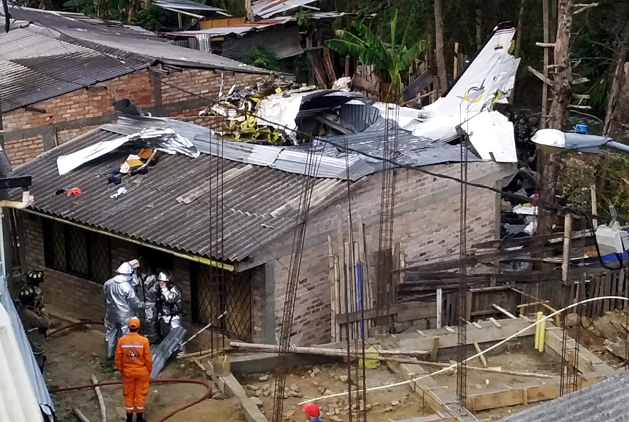 Κολομβία: Συντριβή αεροσκάφους στην Ποπαγιάν – 7 νεκροί [pics]