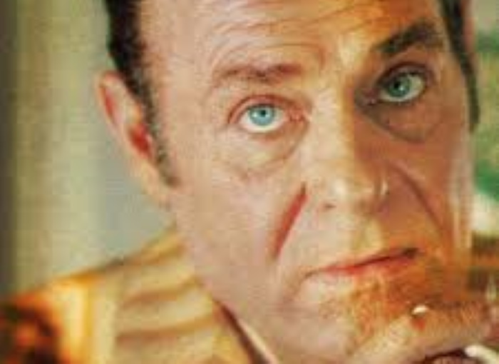 “Όταν μπήκε στο πλατό ο Λάμπρος Κωνσταντάρας και είδα πως μοίραζε σφαλιάρες…”