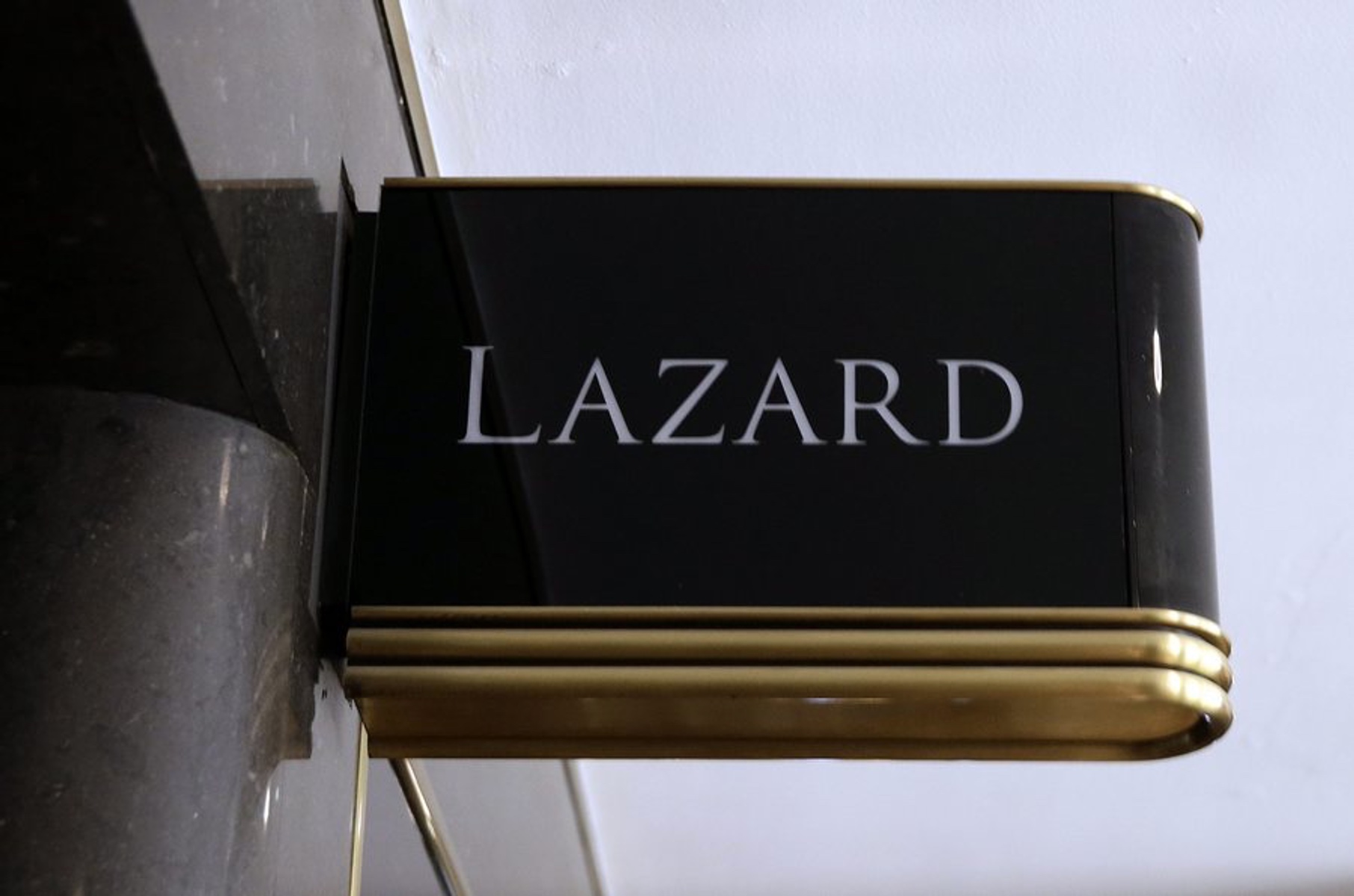 Lazard: Ο αιώνιος σύμβουλος των ελληνικών κυβερνήσεων